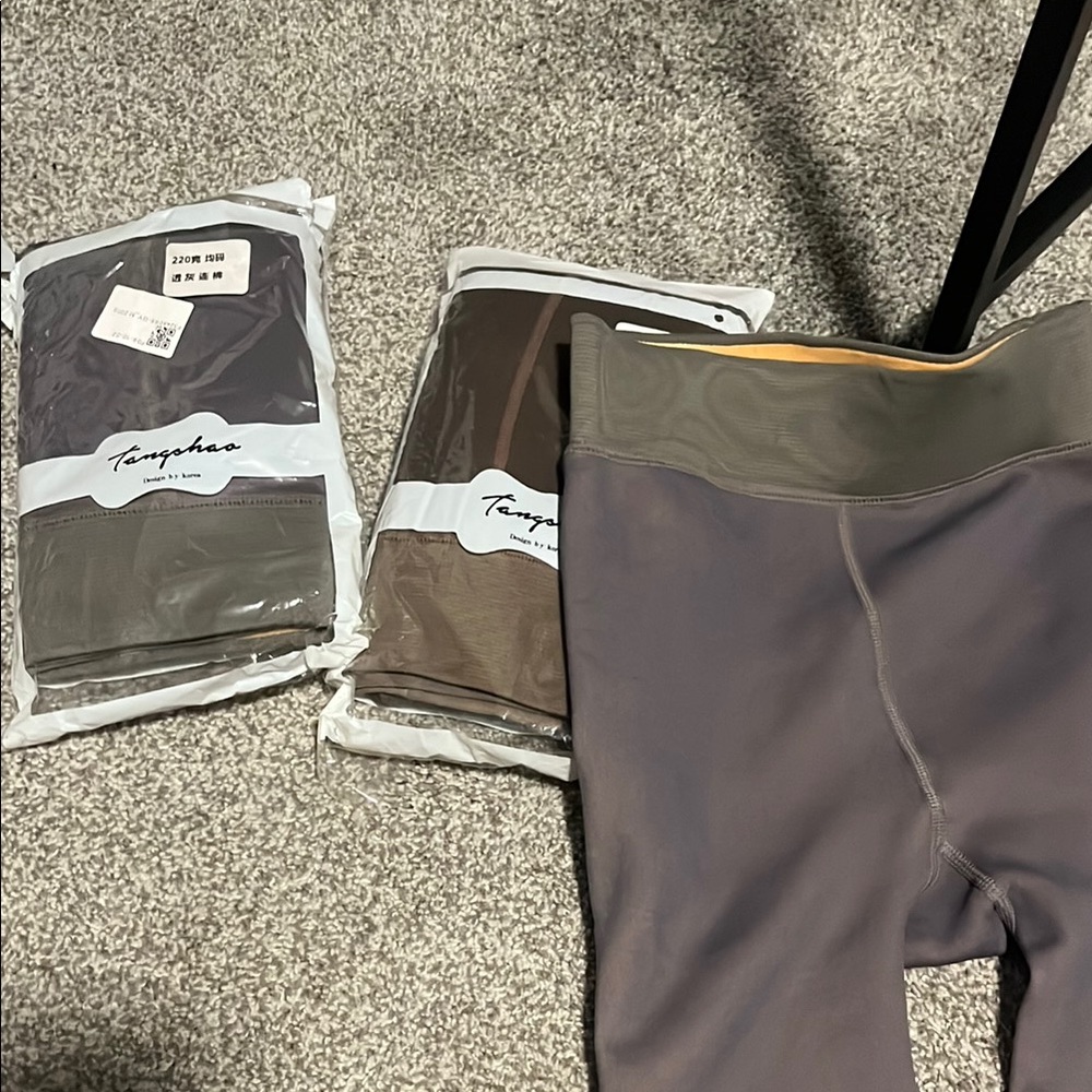 3 Pairs of Insulated Tights